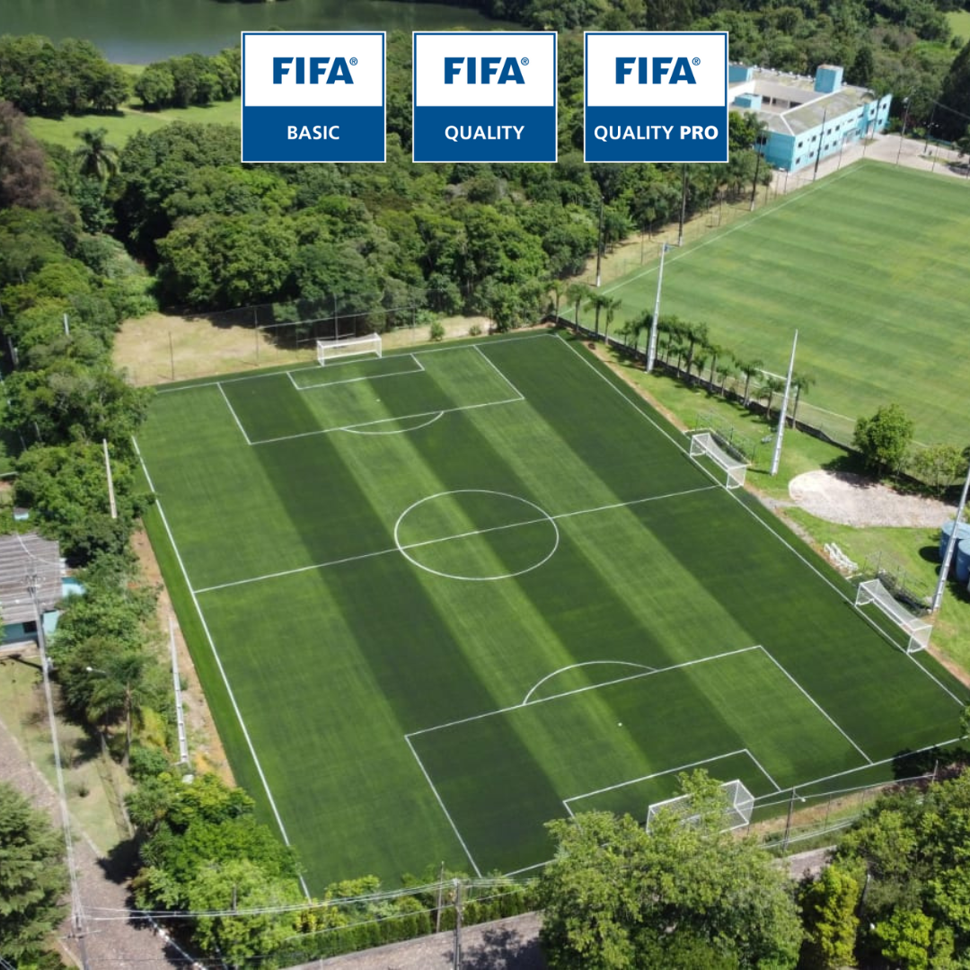 Gramado sintético com certificação FIFA